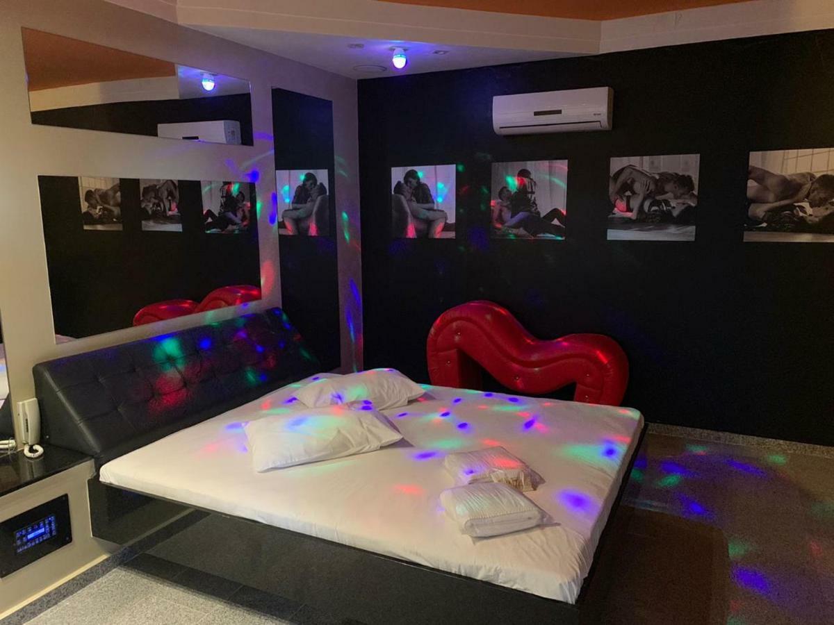 Ibiza Golden Motel Franca Extérieur photo