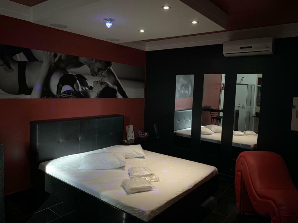 Ibiza Golden Motel Franca Extérieur photo
