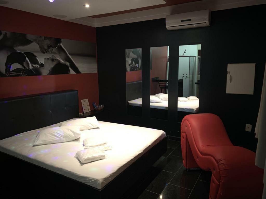 Ibiza Golden Motel Franca Extérieur photo